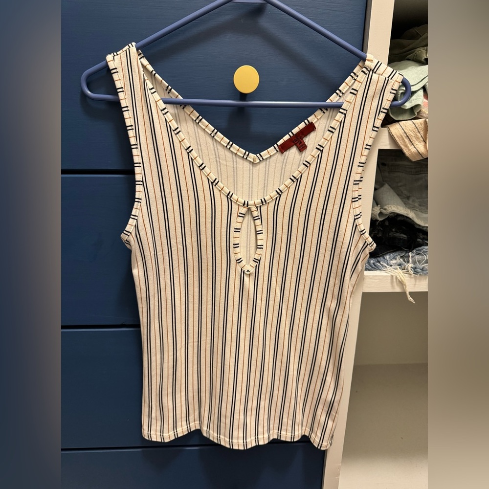 Buckle Tank